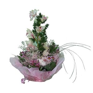 Букет красивых цветов - С днем рождения Бабушка